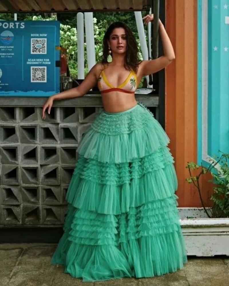 Tamannaahbhatia bikkini new hotcliks