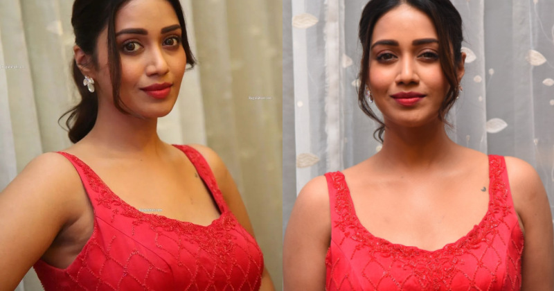Nivethapethuraj actress new hotclicks