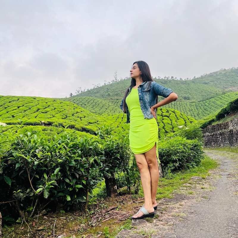 Divyaganesh bhagyalakshmi new hotclicks