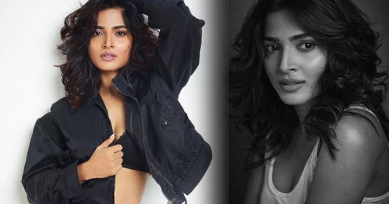 Anagha latest clicks vairal