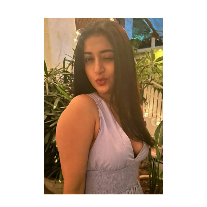 Meera jasmine latest in purple