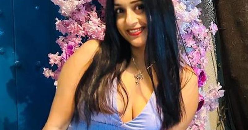 Meera jasmine latest in purple