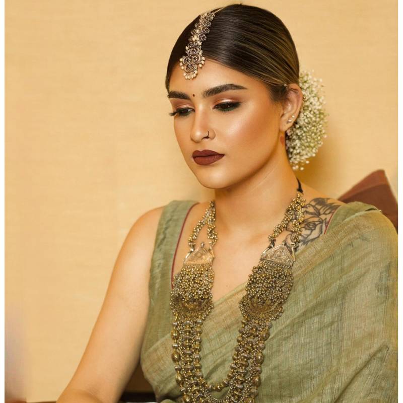 Kushboo daughter latest clicks