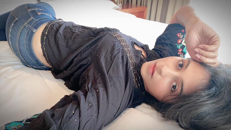 Anjali beedroom clicks viral