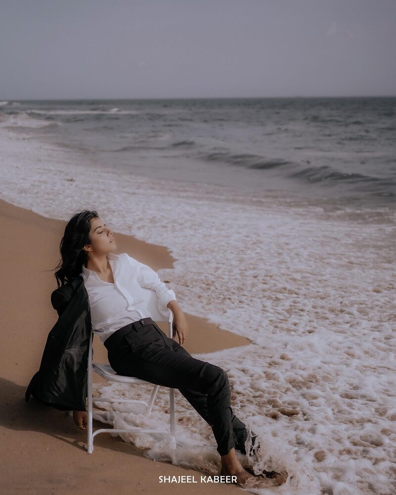 Akshaya biggboss actress lovetoday