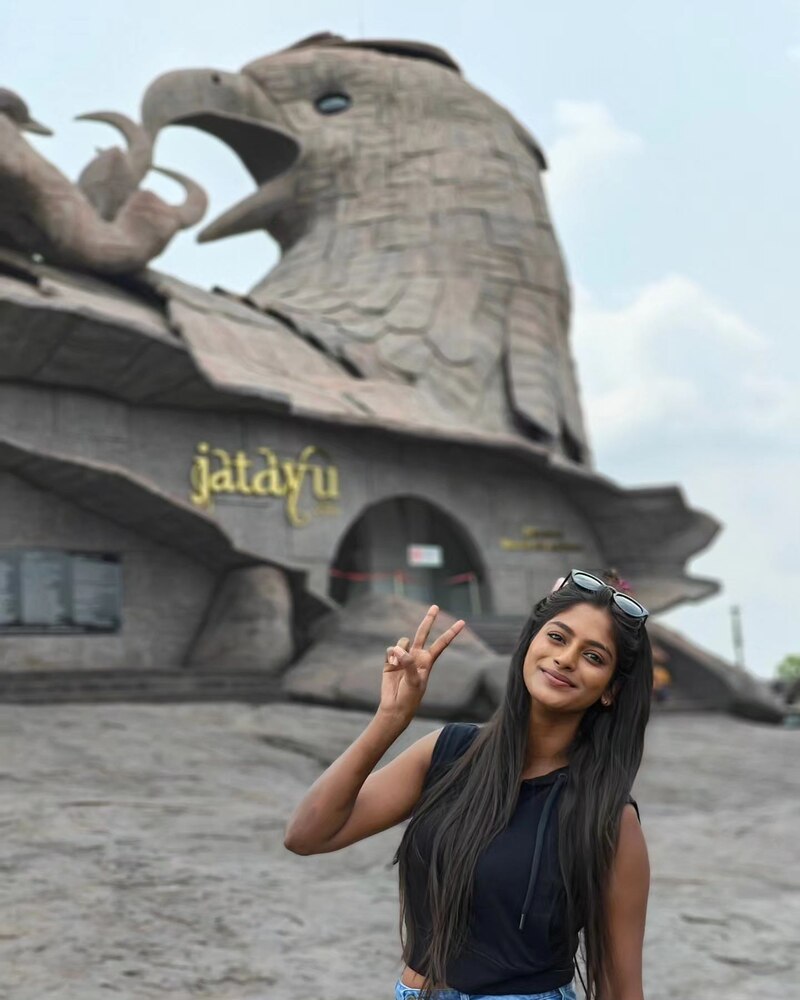 Vinusha biggboss hot actress