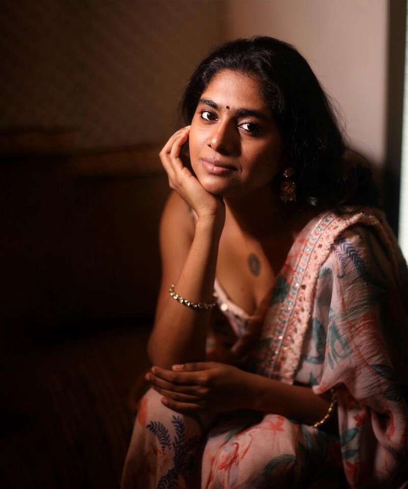 Nimisha shajayan jigrthanda movie hot clicks