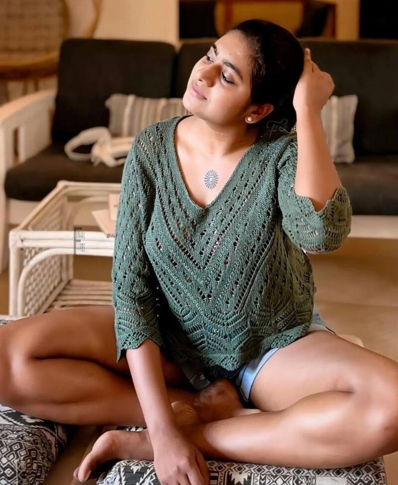 Nimisha shajayan jigrthanda movie hot clicks