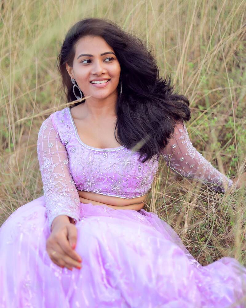 Dhivya duraisamy new hotclicks