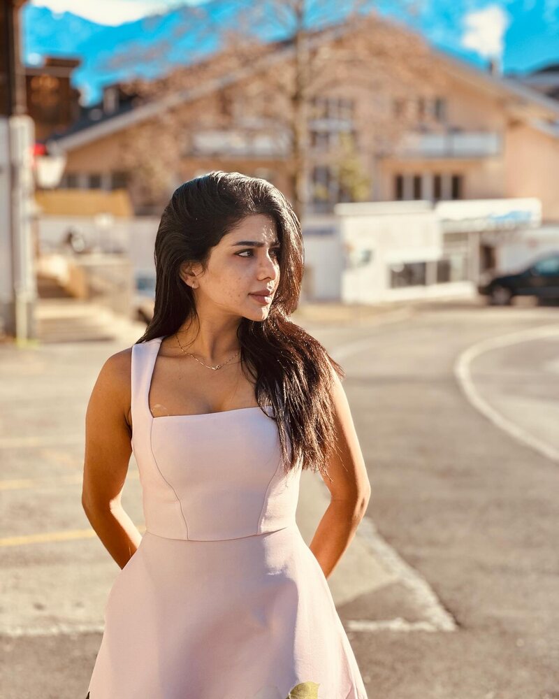 Pavithralakshmi vijaytv hot clicks