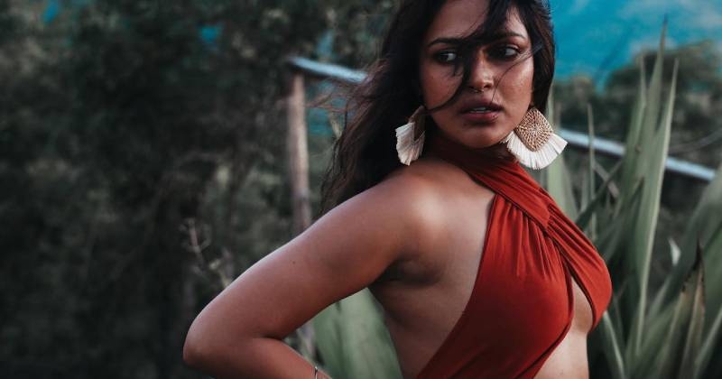 Amalapaul new hot vedio