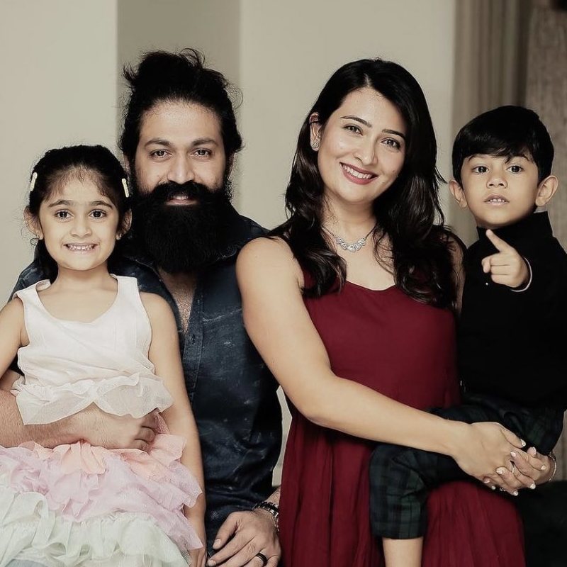 Yash family pics viral