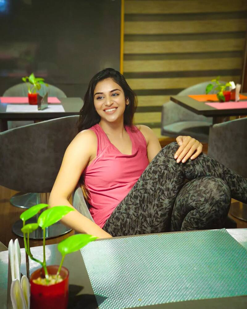 Indhuja ravichandra parking poll