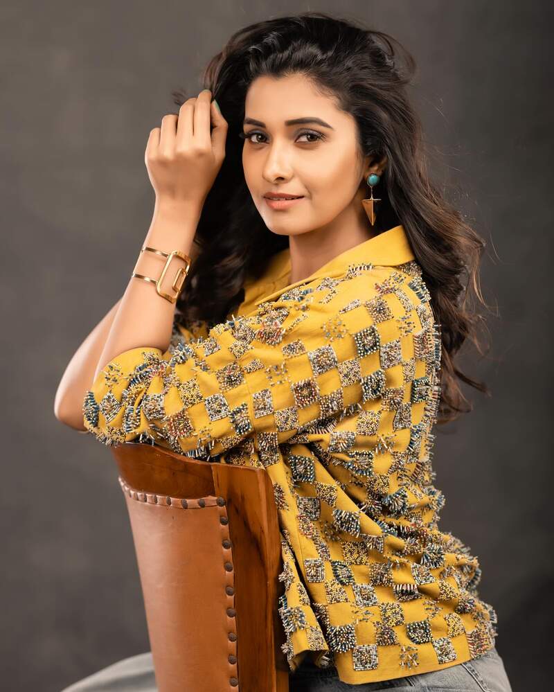 Priyabhavanishankar insta story birthday