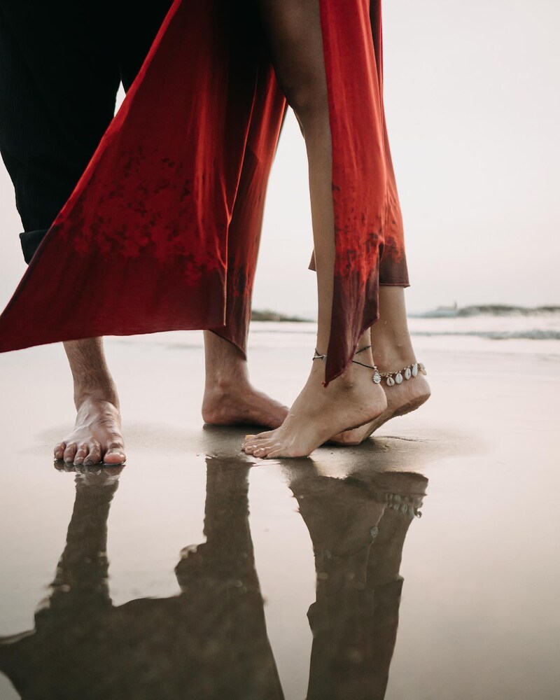 Amalapaul pragenent photo actress