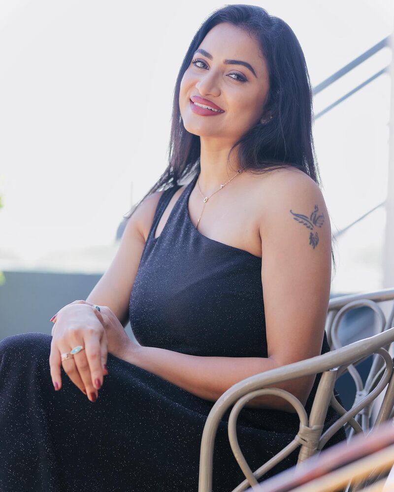 Janani ashokkumar serial clicks