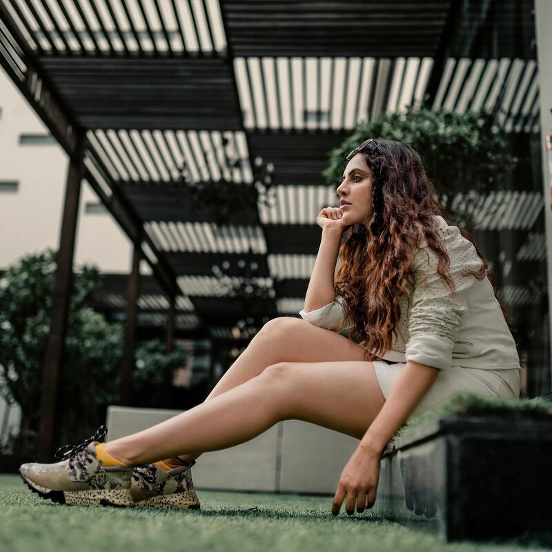 Athulya ravi new vedio socialmedia viral