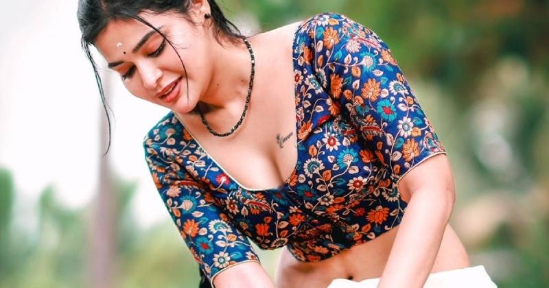 Dharsha gupta new clicks trending viral