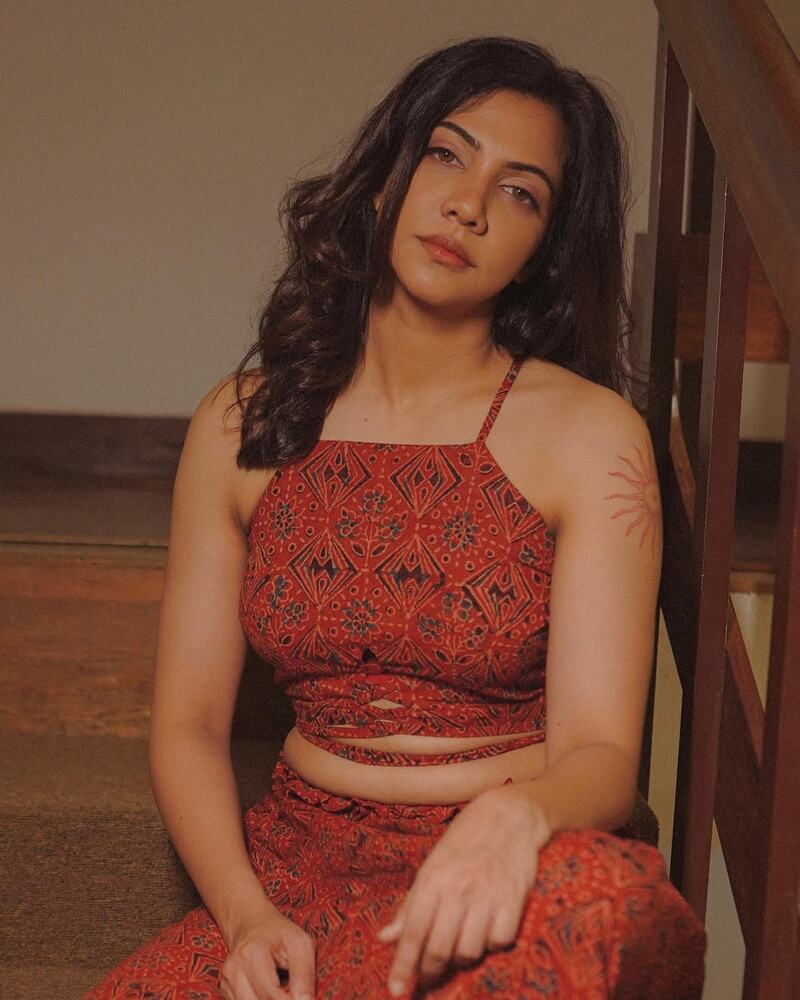 Madonna sebastian new photoshoot clicks trending