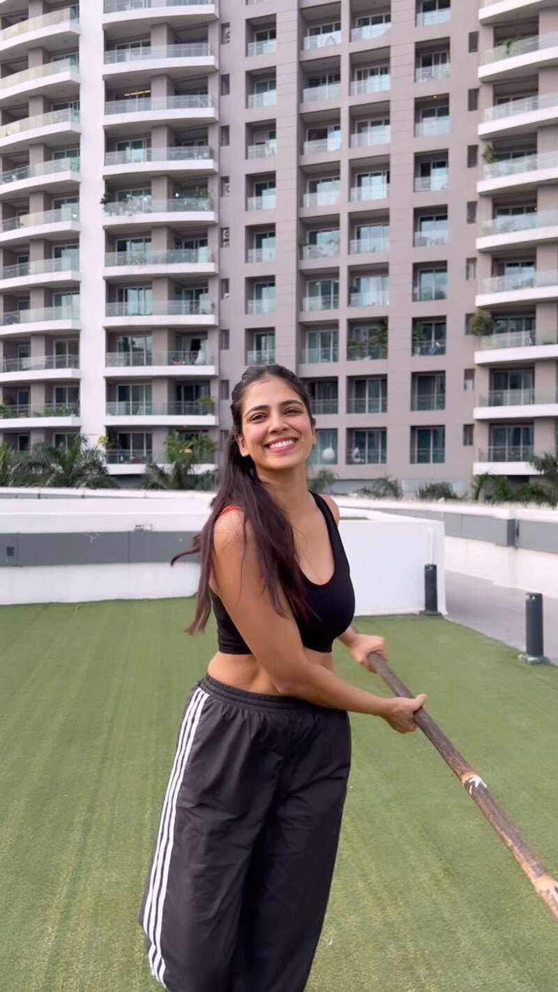 Malavika mohanan new clicks viral treanding