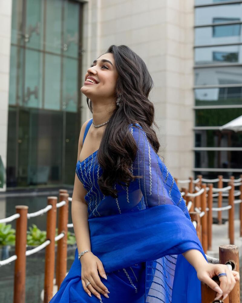 Krithi shetty blue saree clicks viral