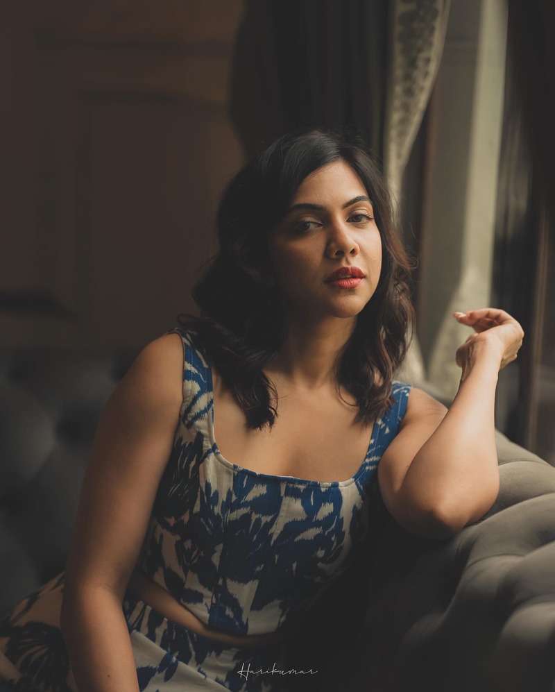 Madonna sebastian new blue dress clicks