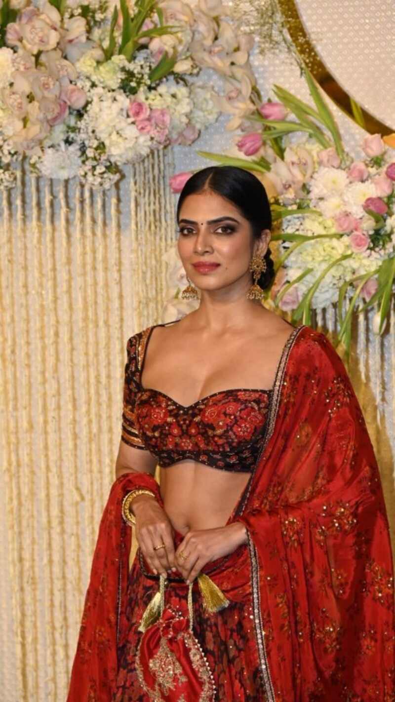 Malavika mohanan new function vedio viral