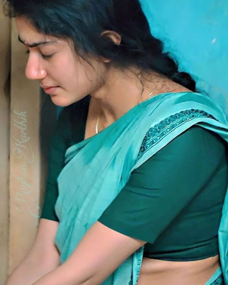 Saipallavi sleev less dress new clicks