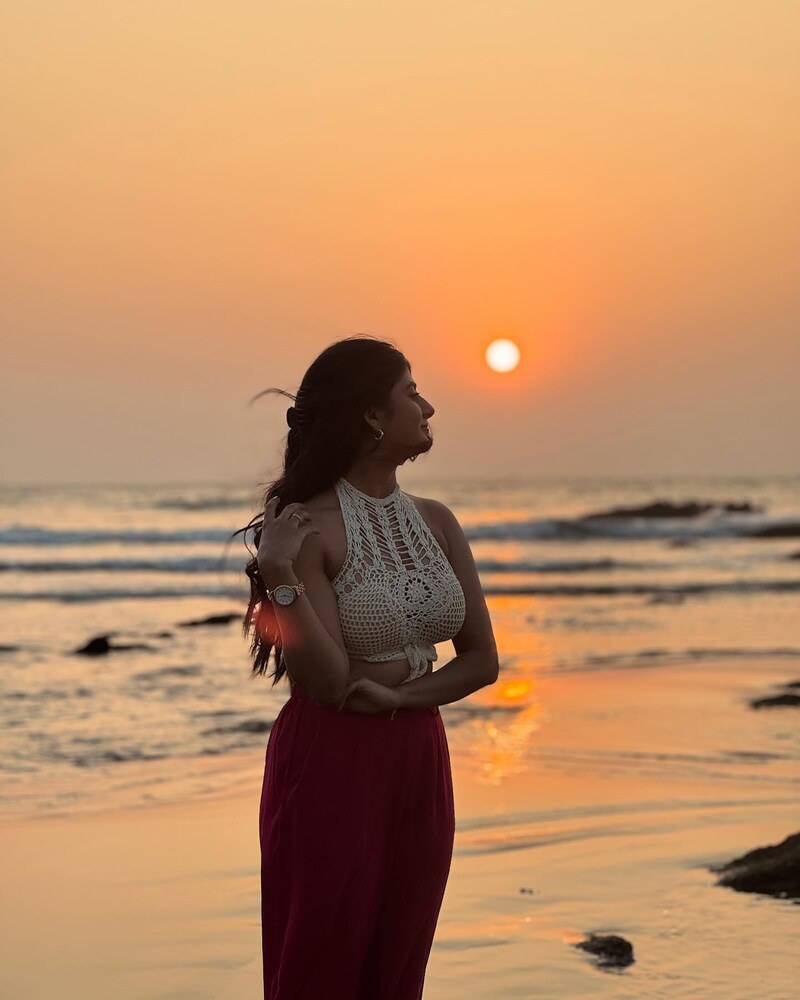 Gabriella charlton new beach vedio dance