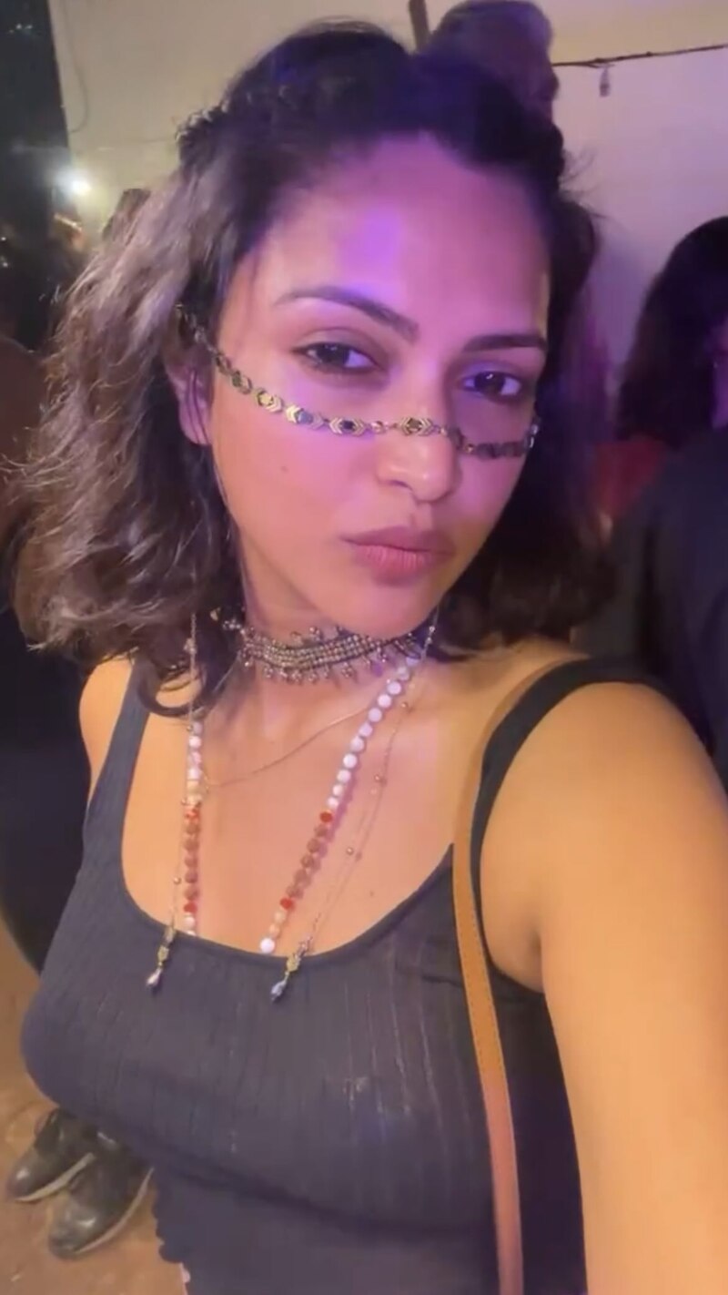 Amala paul new mirror vedio viral