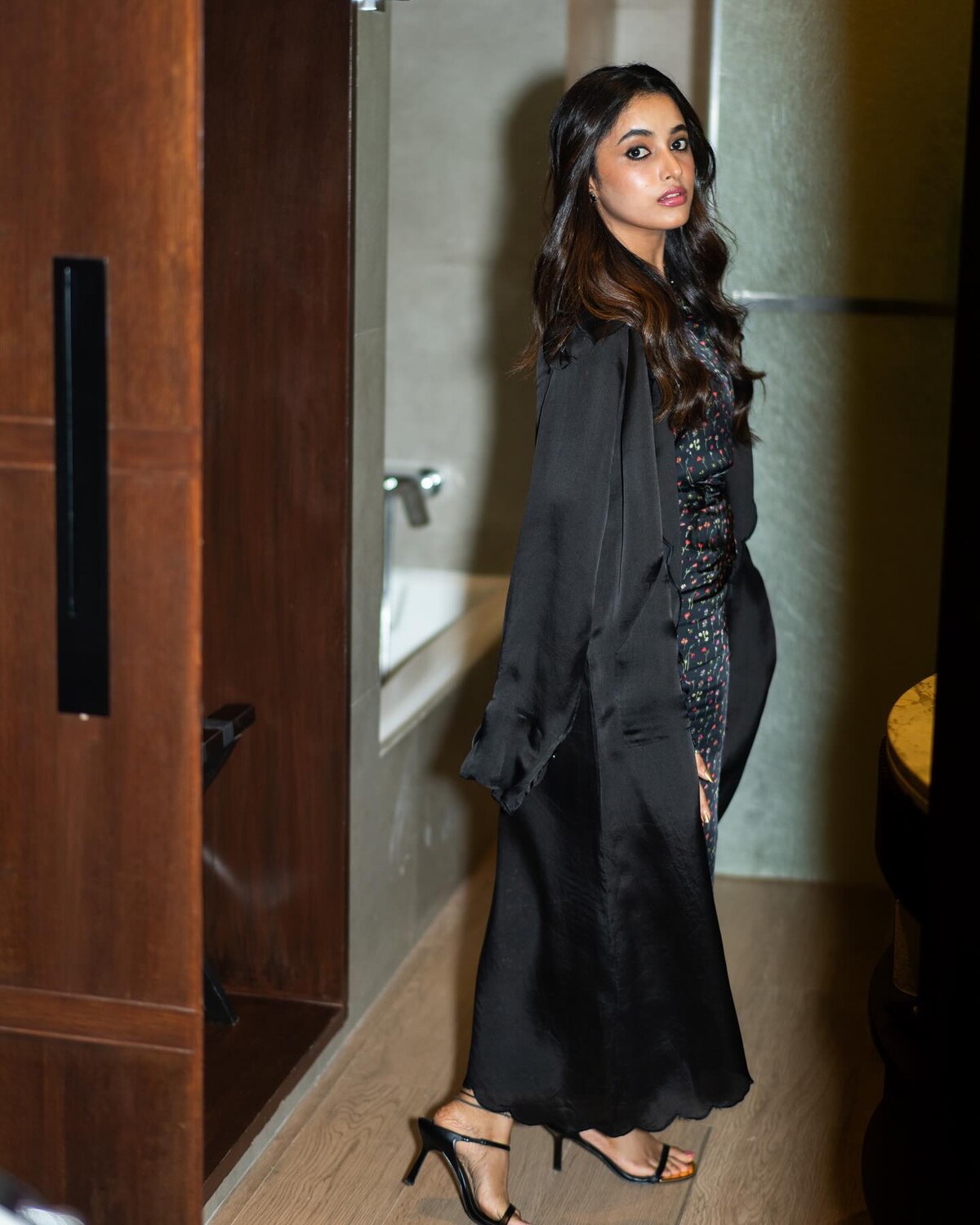 Priyanka mohan in blck dress new