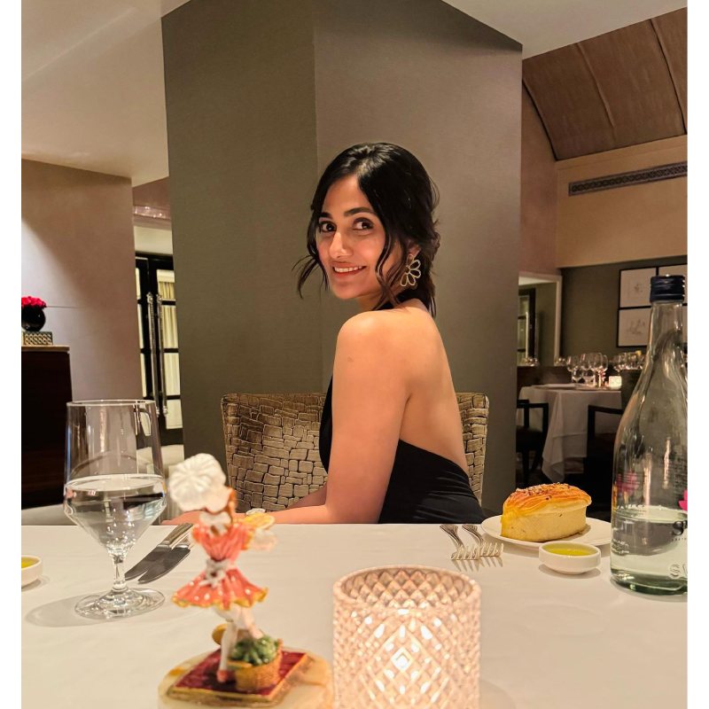 Losliya latest clicks viral