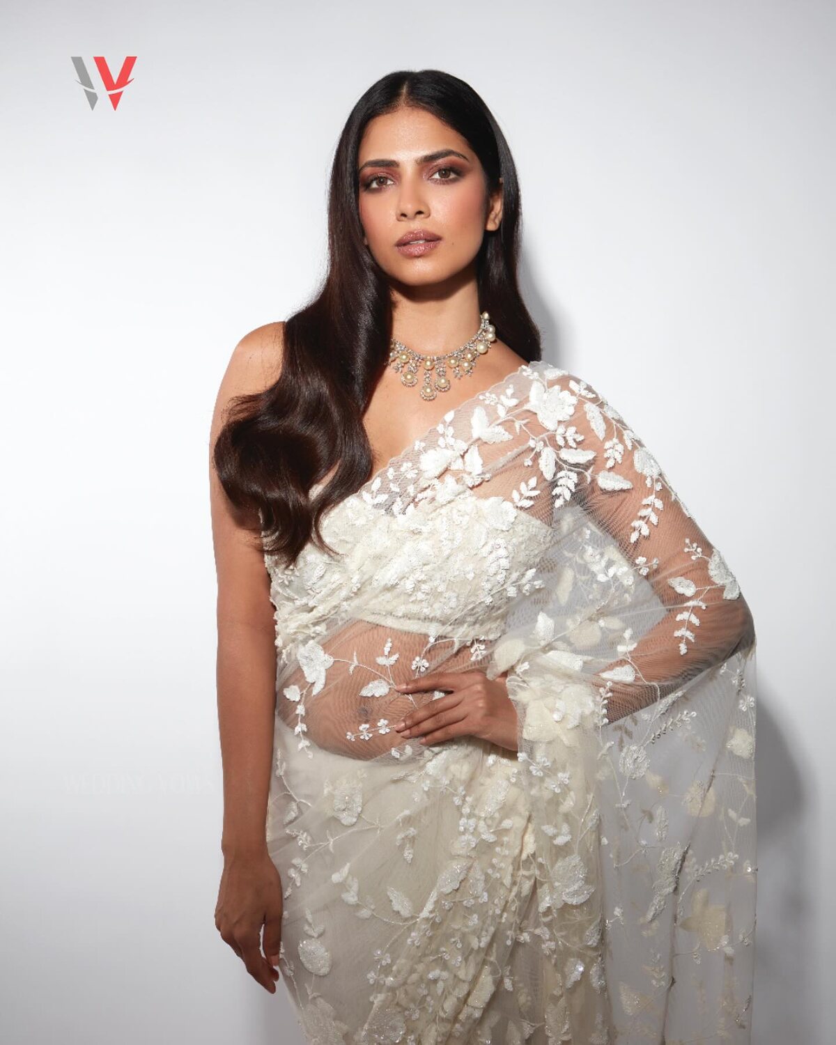 Malavika mohanan was new dressed clicks viral