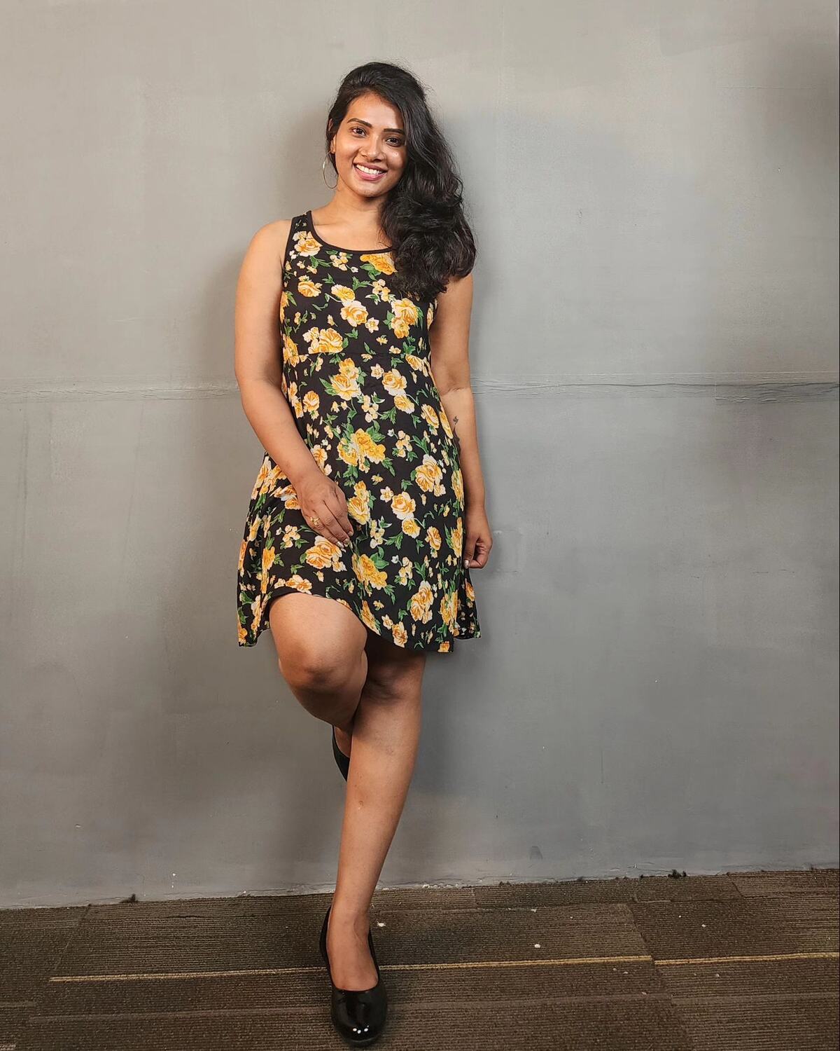 Dhivya duraisamy new hotclicks