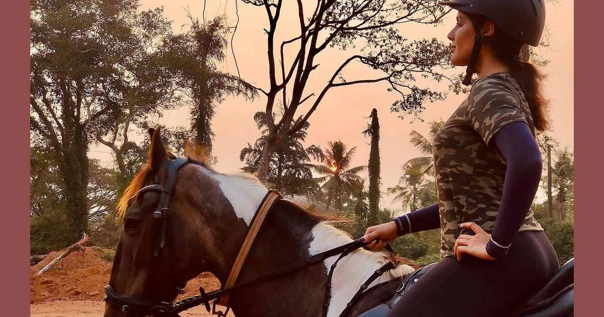 Dhanush heroine latest clicks