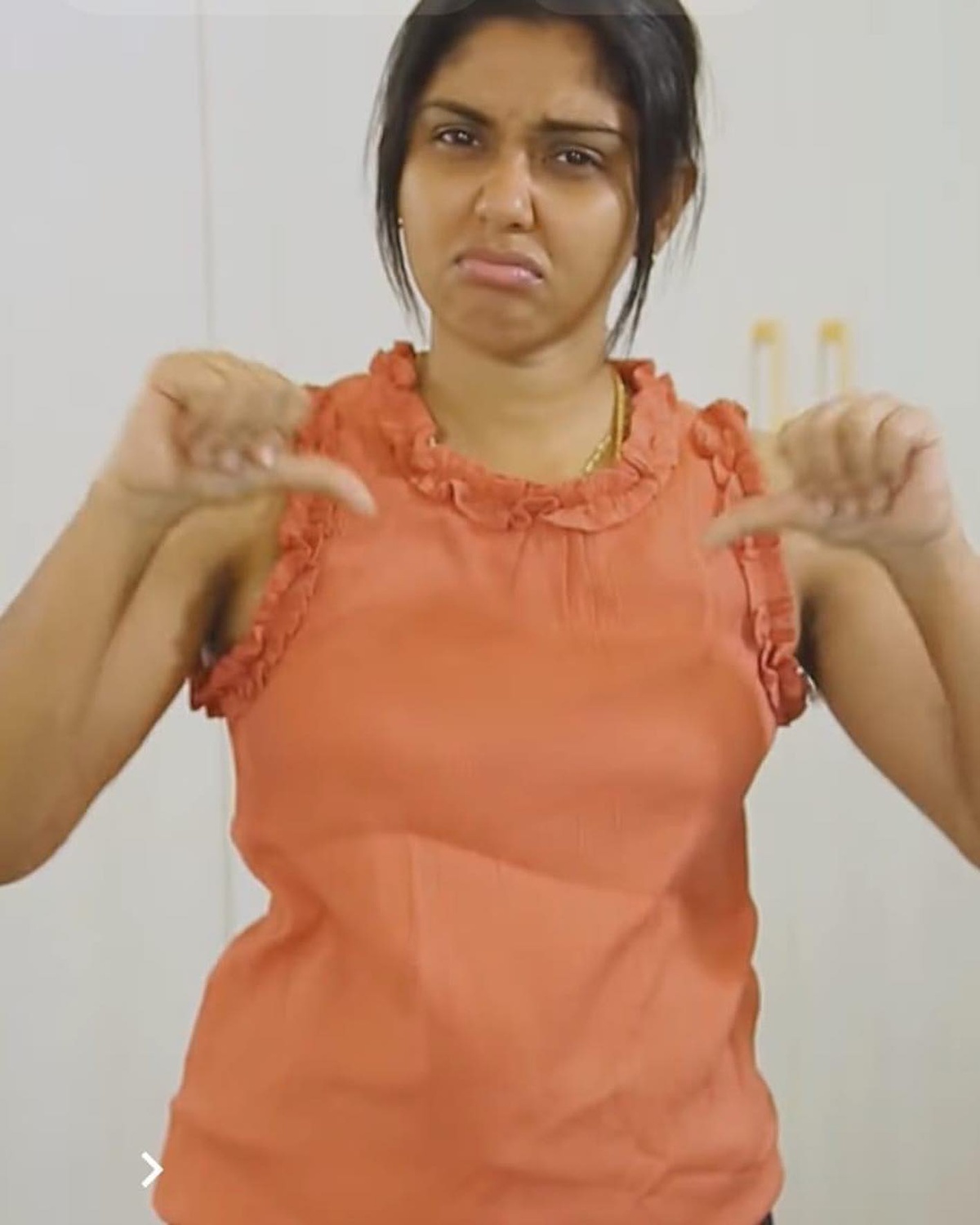 Hema rajkumar in hot dress vijay tv actress