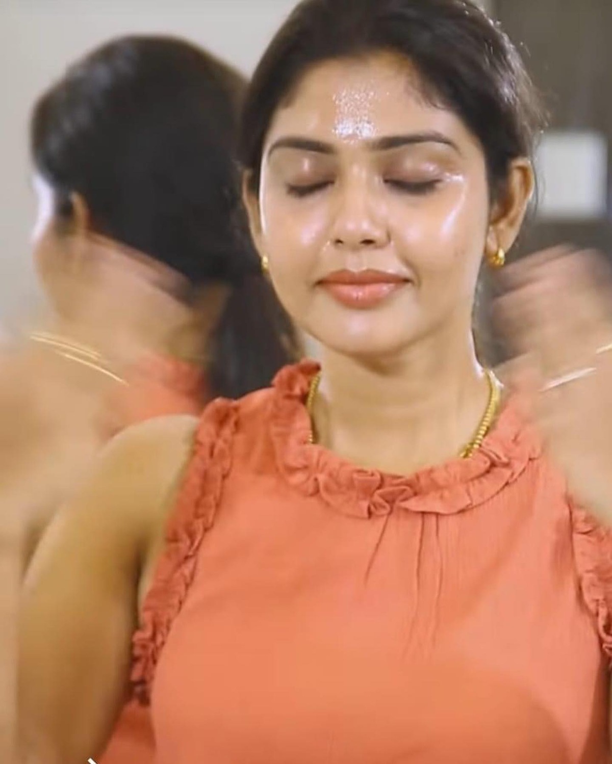 Hema rajkumar in hot dress vijay tv actress