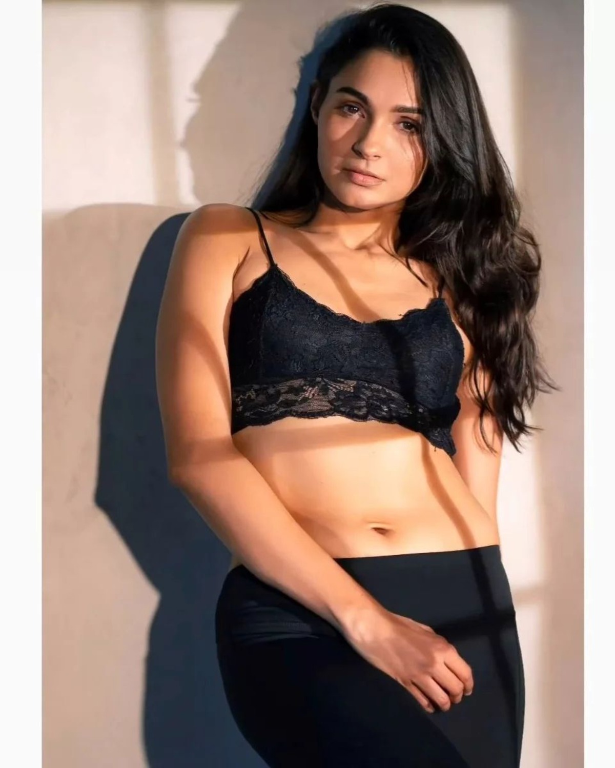 Andrea jeremiah on bed clicks