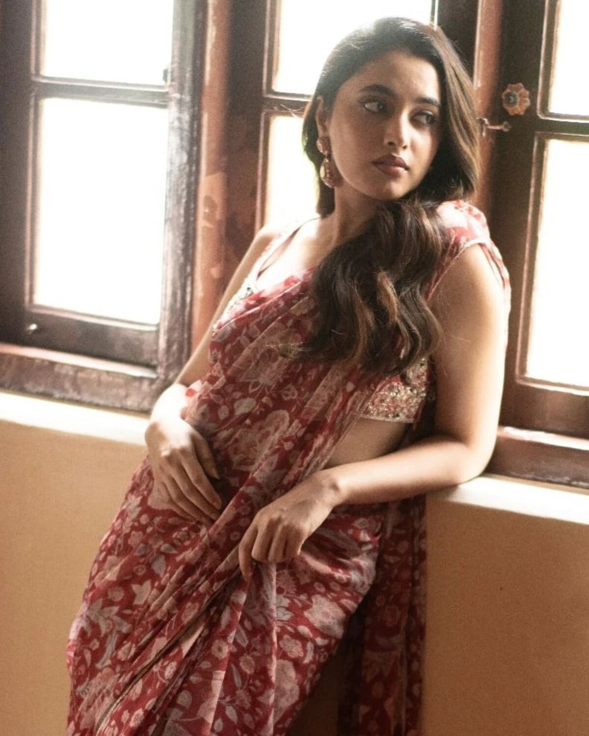 Priyanka mohan in saree clicks viral