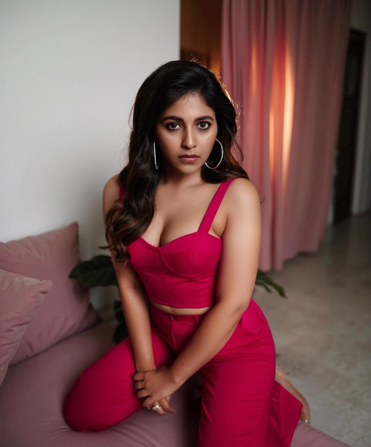 Anjali in red dress viral photo