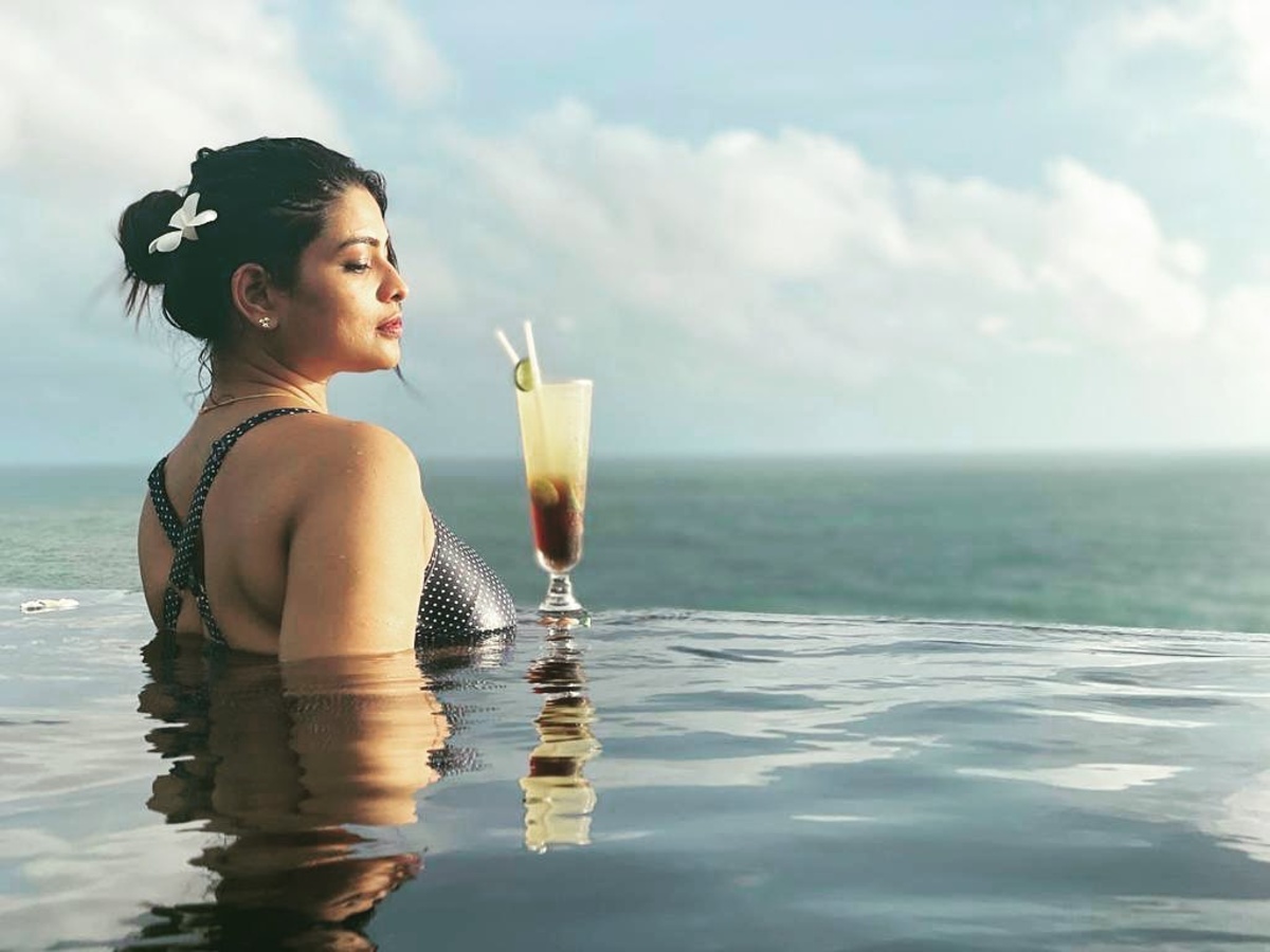 Vj maheswari new bath vedio hot