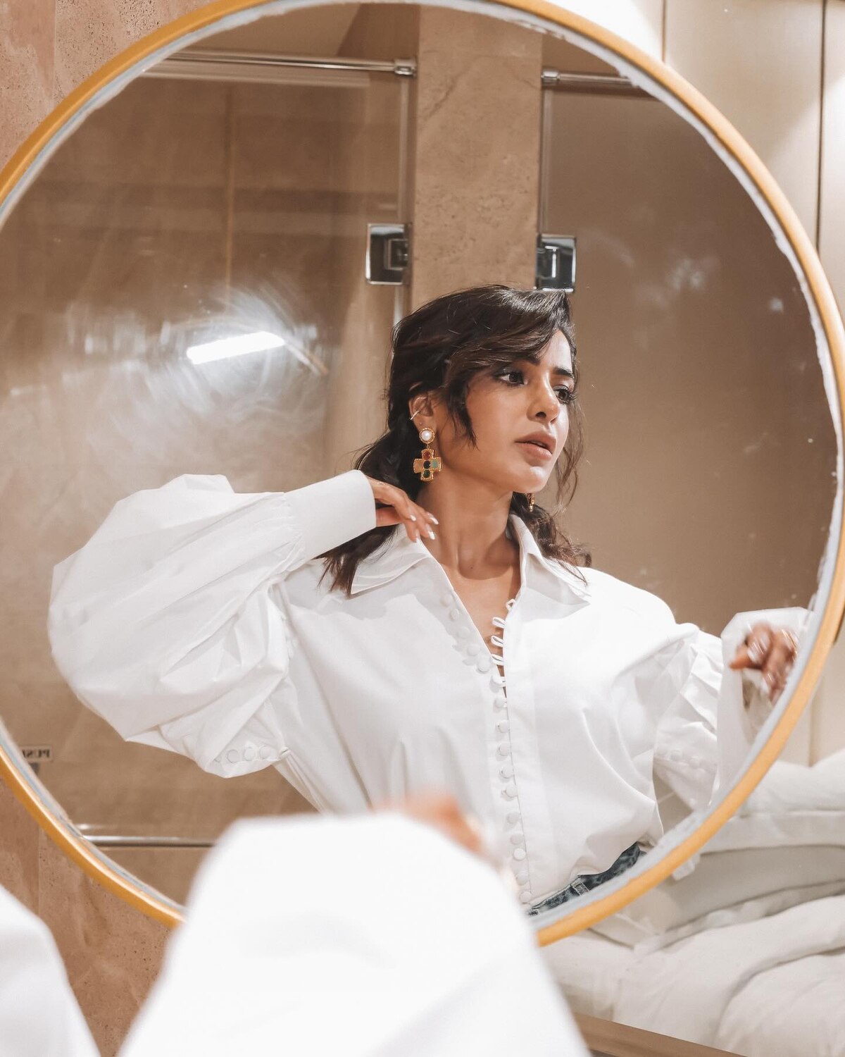 Samantha prabhu in bathroom clicks new