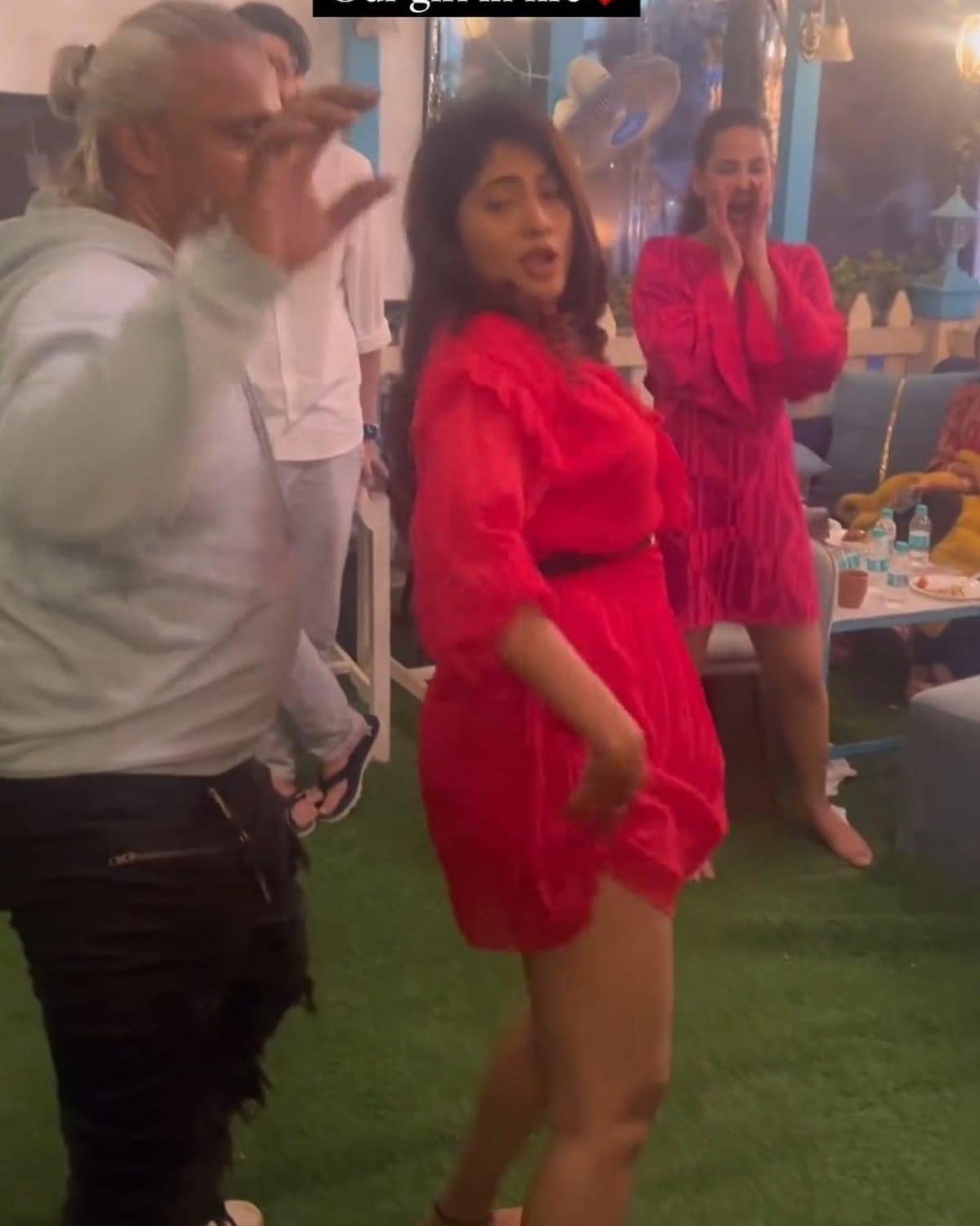 Bigg boss juli on dance mode