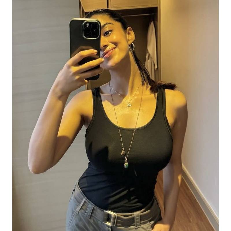 Meenakshi in black update